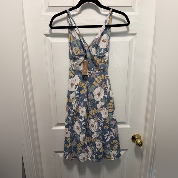 Patagonia Amber Dawn Dress in Blue and Yellow Floral - Picture 3 of 4